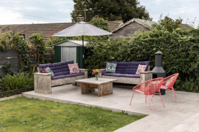 Stylish 2 bed pet-friendly coastal retreat